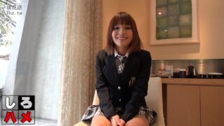 Üniversiteli Asyalı eve gelir gelmez oyuncağıyla amını boşaltıyor